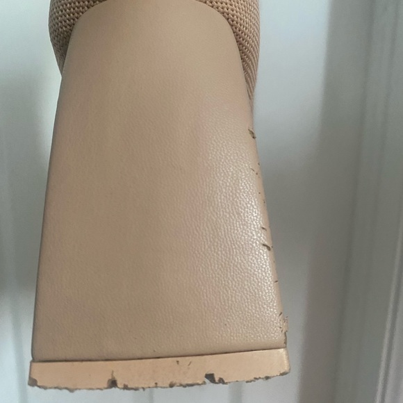 Beige slip on boots, ankle boots 8.5 - Picture 9 of 10